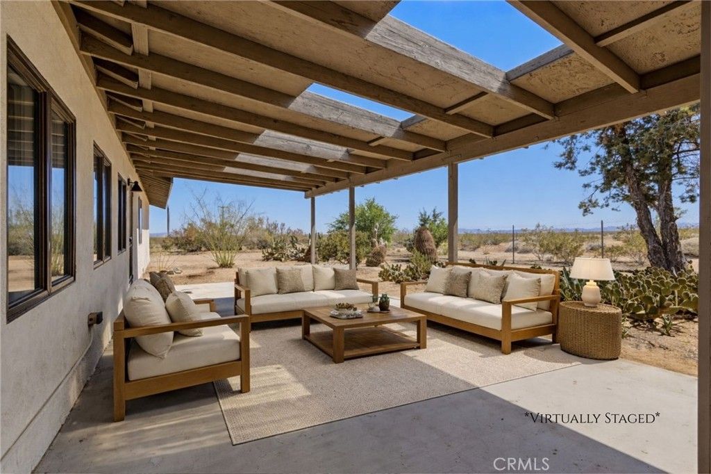 Image 9 of property listing at 60812 Adele Road, Landers, CA 92285