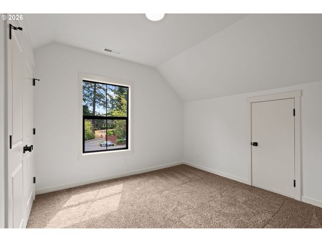 3801 Sw IOWA St, Portland, OR 97221