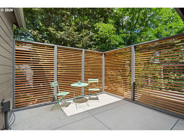 3801 Sw IOWA St, Portland, OR 97221