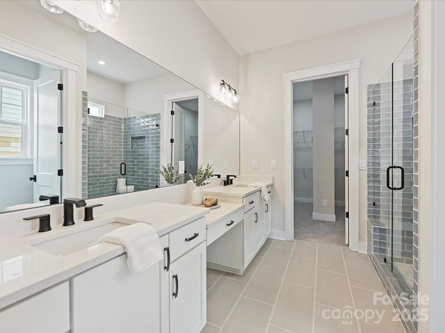 13722 Glennmayes Drive, Huntersville, NC 28078