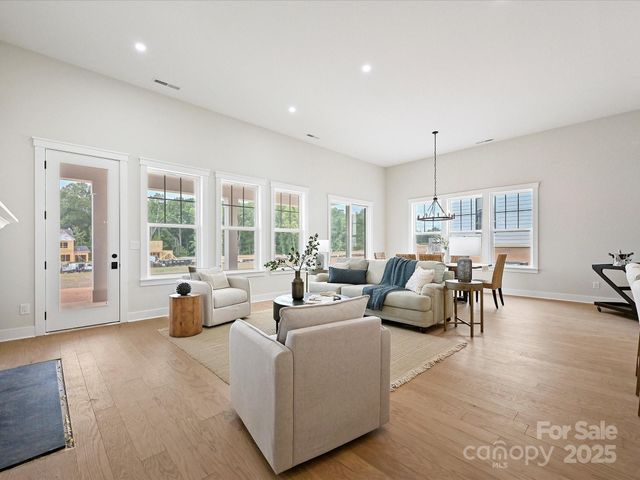 13722 Glennmayes Drive, Huntersville, NC 28078