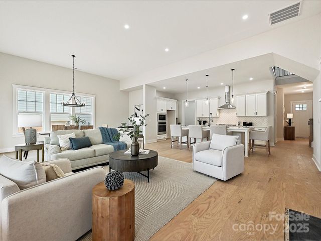 13722 Glennmayes Drive, Huntersville, NC 28078