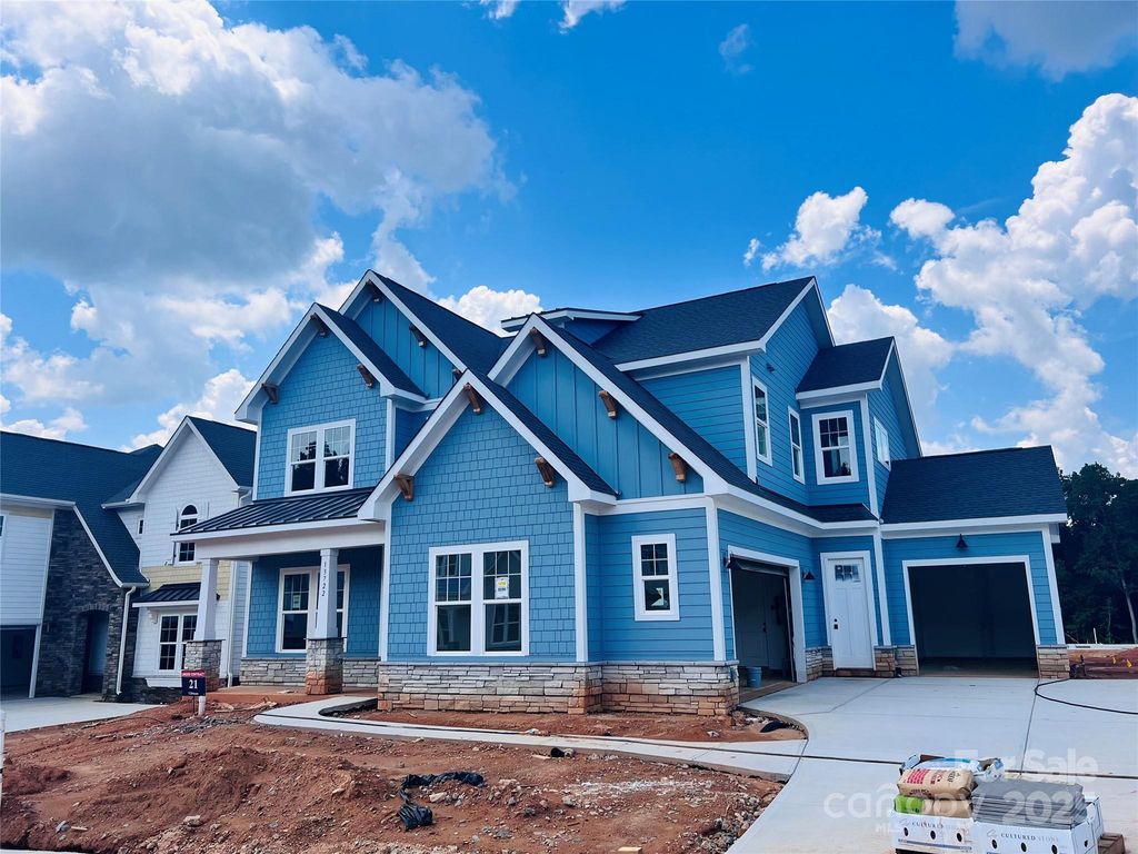 13722 Glennmayes Drive, Huntersville, NC 28078