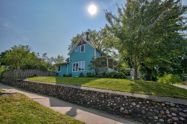 738 9th Street, Hudson, WI 54016