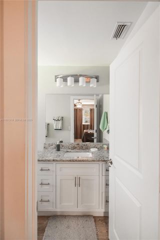 17312 Lee RD, Fort Myers, FL 33967