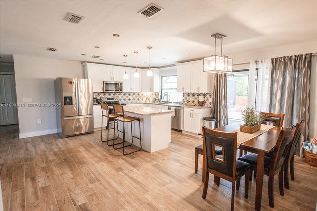 17312 Lee RD, Fort Myers, FL 33967