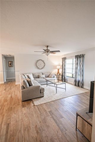 17312 Lee RD, Fort Myers, FL 33967