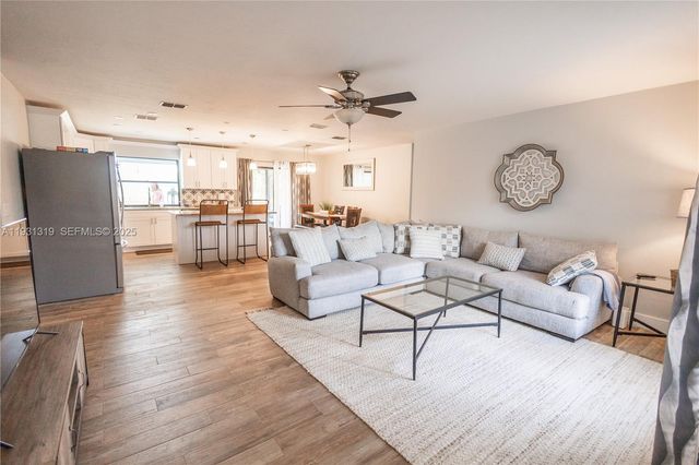 17312 Lee RD, Fort Myers, FL 33967