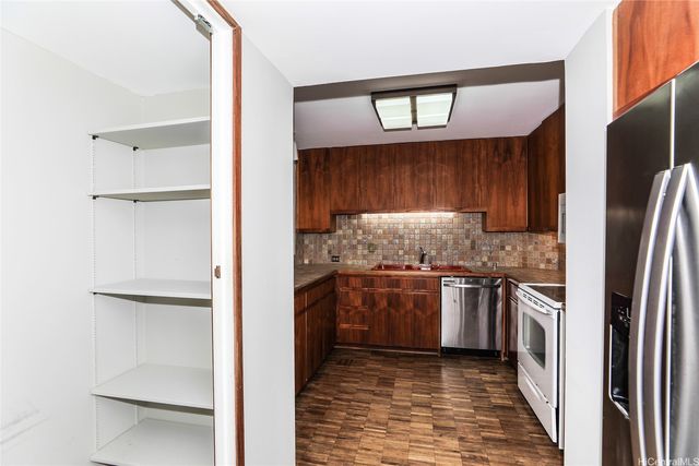 1525 Wilder Avenue 1005, Honolulu, HI 96822