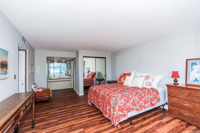 1525 Wilder Avenue 1005, Honolulu, HI 96822