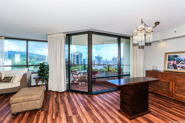 1525 Wilder Avenue 1005, Honolulu, HI 96822