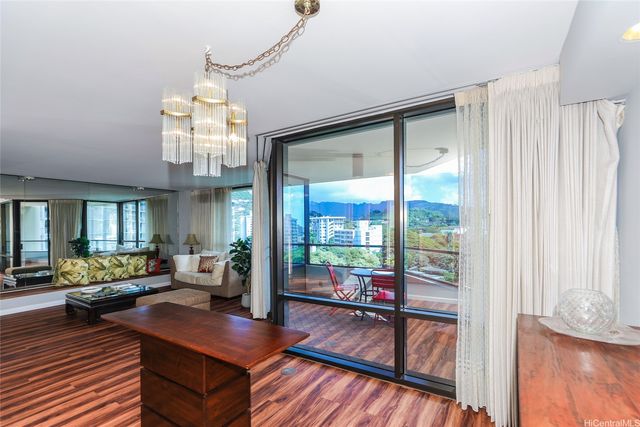 1525 Wilder Avenue 1005, Honolulu, HI 96822