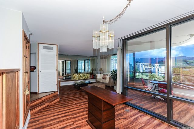 1525 Wilder Avenue 1005, Honolulu, HI 96822