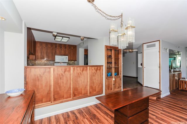 1525 Wilder Avenue 1005, Honolulu, HI 96822
