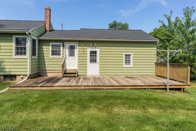 16 Evagrod Street, Bridgewater Twp., NJ 08807