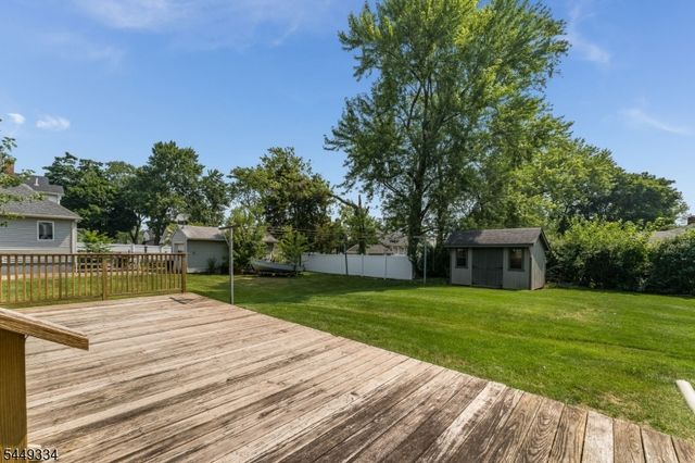 16 Evagrod Street, Bridgewater Twp., NJ 08807
