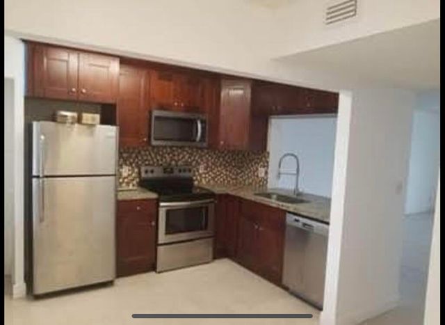 1230 S Military Trail 2023, Deerfield Beach, FL 33442