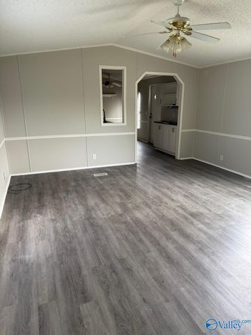 194 County Road 449, Town Creek, AL 35672