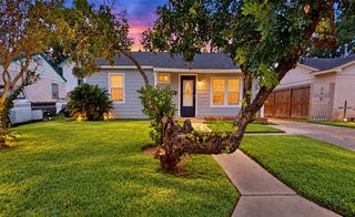 607 W Park Street, Sugar Land, TX 77498