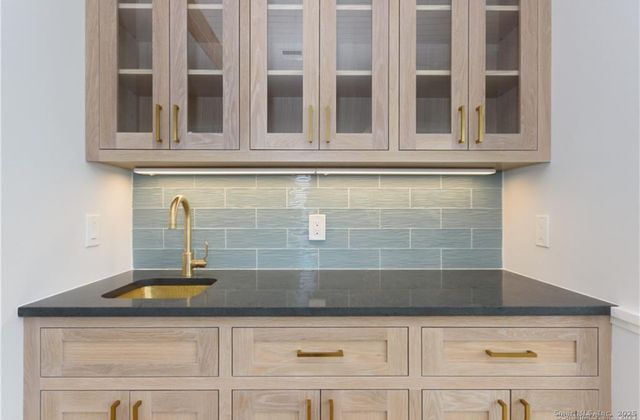 124 Fox Street, Fairfield, CT 06824