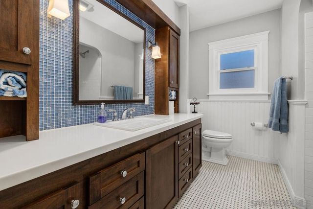 5151 Hastings Road, San Diego, CA 92116