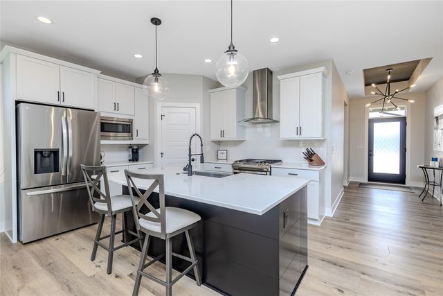 1290 S Radley Street, West Des Moines, IA 50266