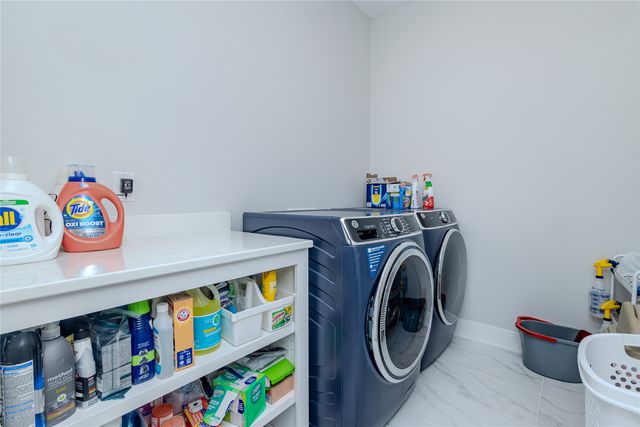1290 S Radley Street, West Des Moines, IA 50266