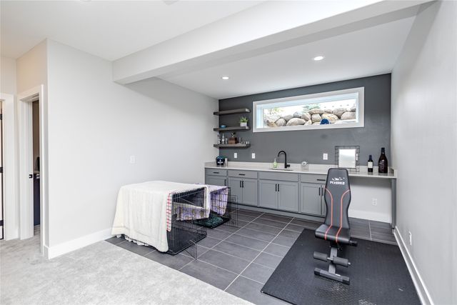 1290 S Radley Street, West Des Moines, IA 50266
