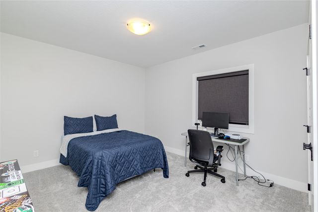 1290 S Radley Street, West Des Moines, IA 50266