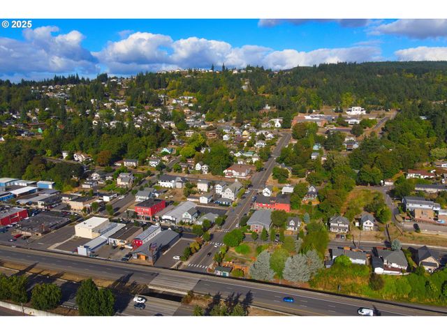155 ELM St, Kalama, WA 98625