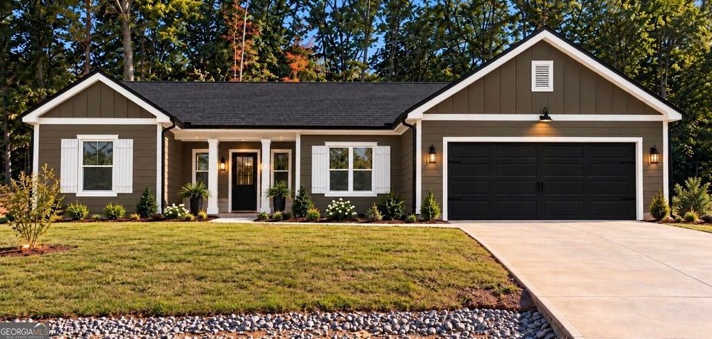 1076 Oglesby Boulevard, Elberton, GA 30635 — photo 2