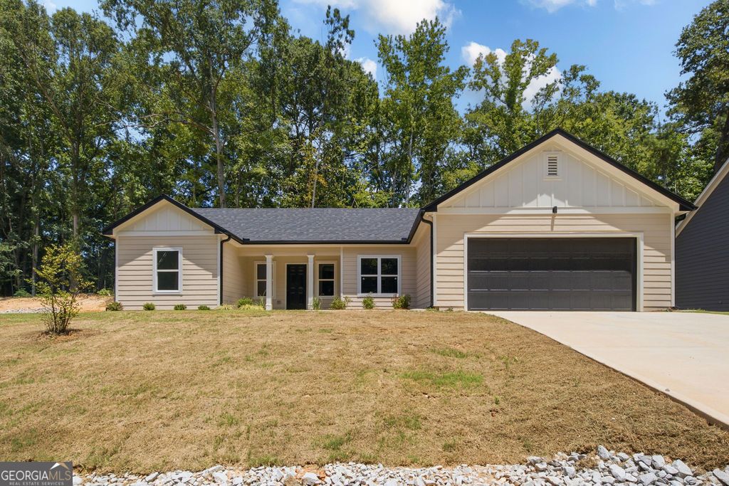 1076 Oglesby Boulevard, Elberton, GA 30635 — photo 3