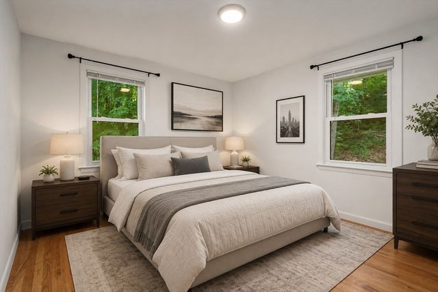 25 Pinedale St, Southbridge, MA 01550