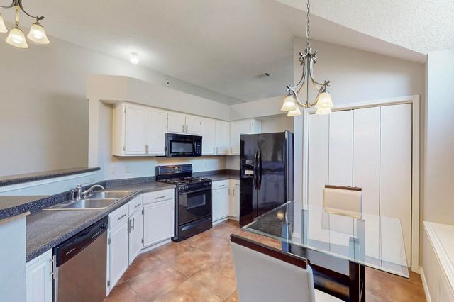 824 Ingleside Drive, Plano, TX 75075
