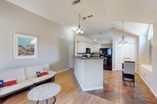 824 Ingleside Drive, Plano, TX 75075