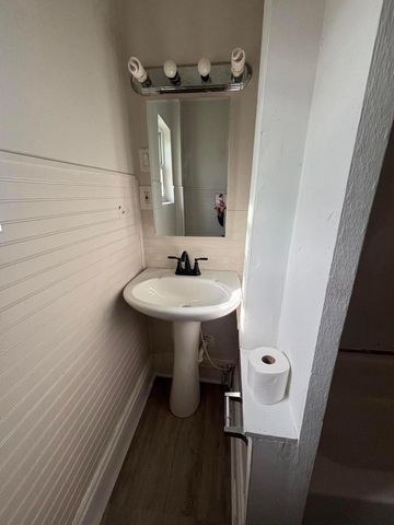 218 Lechner Avenue, Columbus, OH 43223