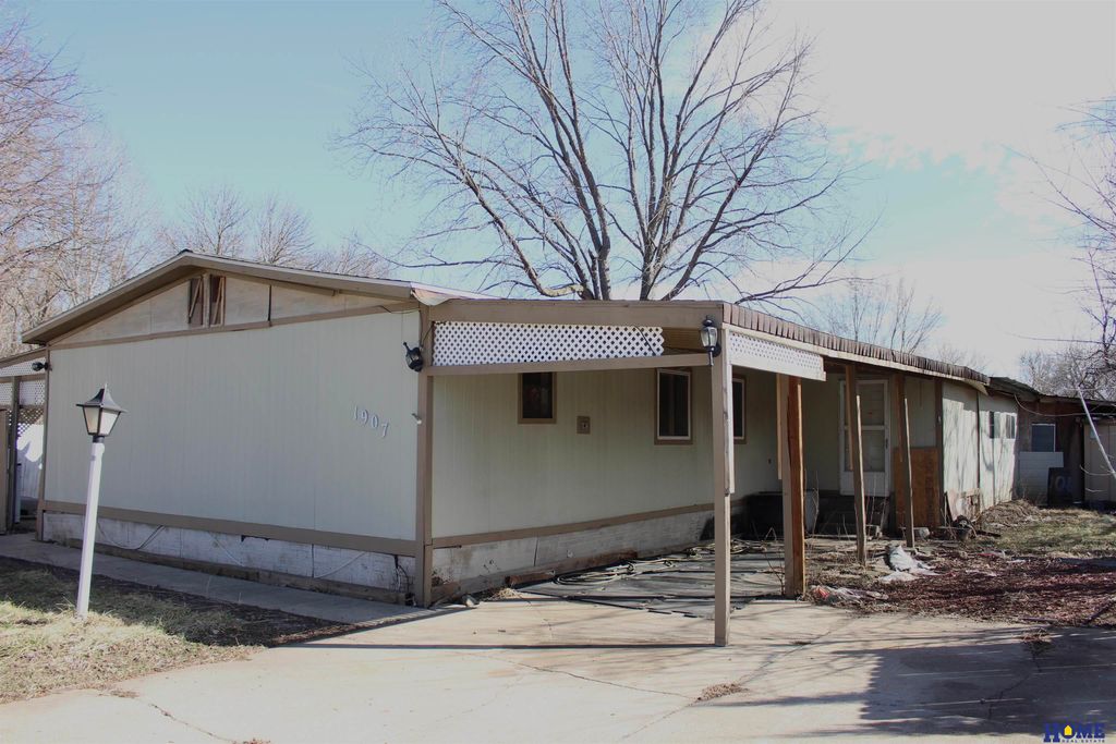 1907 Bellville Circle, Lincoln, NE 68521