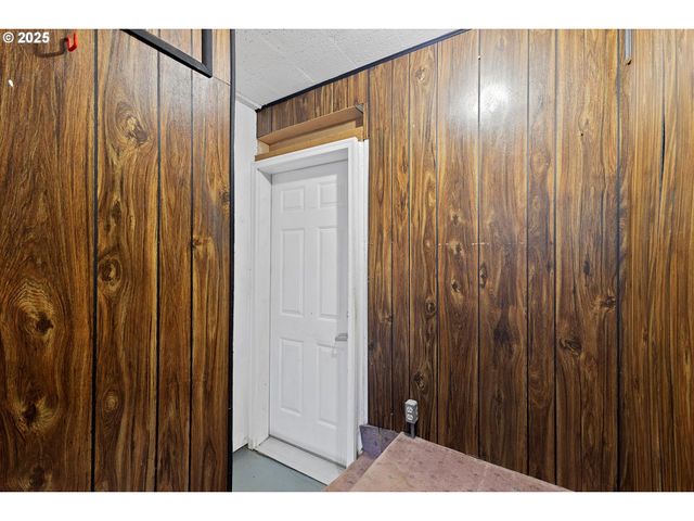 130 Ne BALDWIN St, Portland, OR 97211