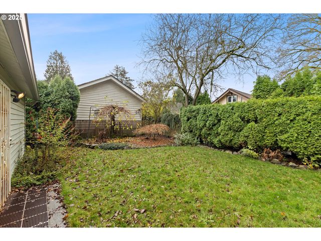 130 Ne BALDWIN St, Portland, OR 97211