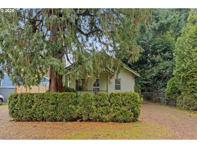 130 Ne BALDWIN St, Portland, OR 97211