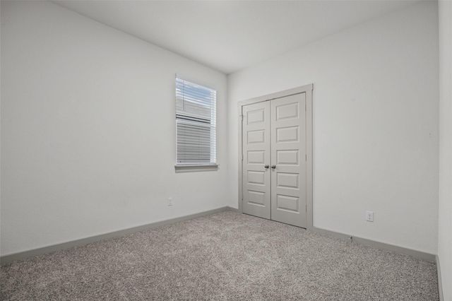231 Lavaca River LN, Hutto, TX 78634