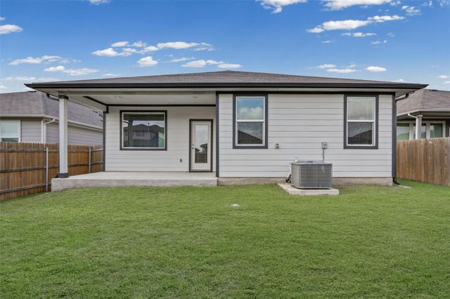 231 Lavaca River LN, Hutto, TX 78634