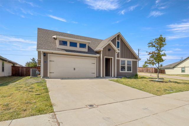 11129 Pond View Court, Providence Village, TX 76227