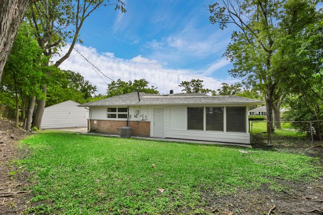 102 Nashua Street, Park Forest, IL 60466