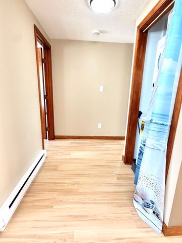 590 N End Blvd 4, Salisbury, MA 01952