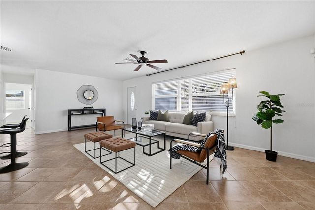 2461 61ST LANE N, St Petersburg, FL 33710