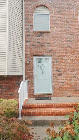 402 Holly Dr 402, Perth Amboy City, NJ 08861