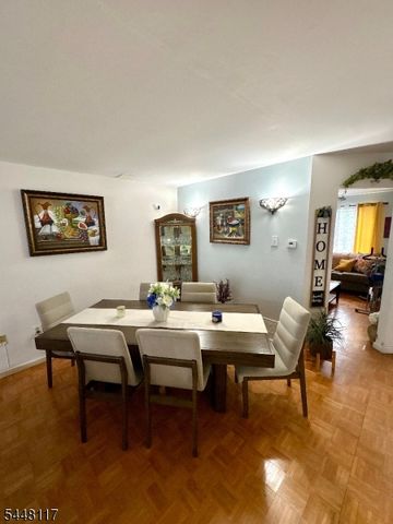 402 Holly Dr 402, Perth Amboy City, NJ 08861