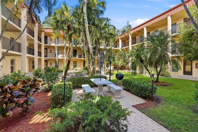 8911 BLIND PASS ROAD 302, St Pete Beach, FL 33706