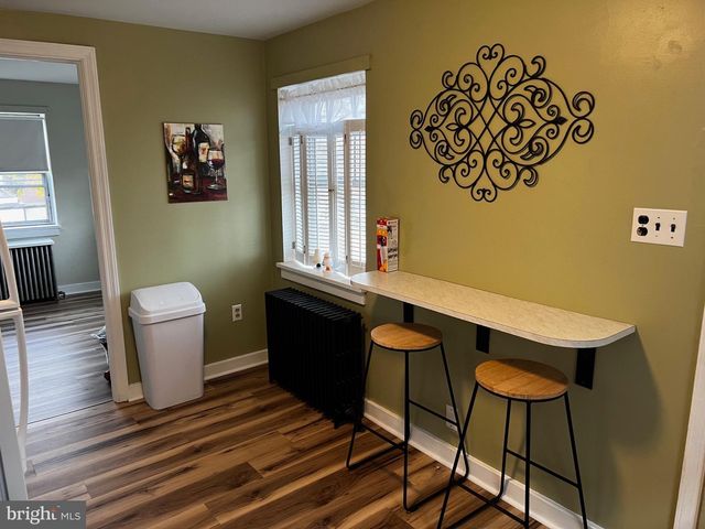 804 E CHOCOLATE AVE, Hershey, PA 17033